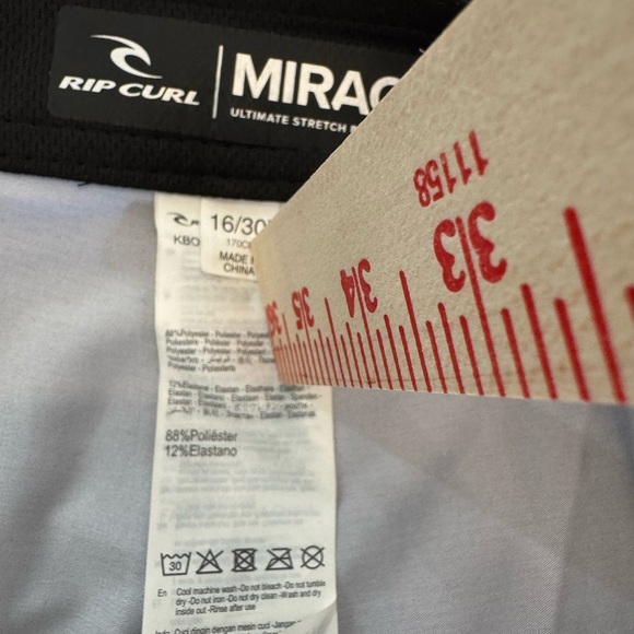 RipCurl Mirage Daybreakers - Boys Sz 16/30” Black Board Shorts Swim Trunks NEW - Picture 5 of 11